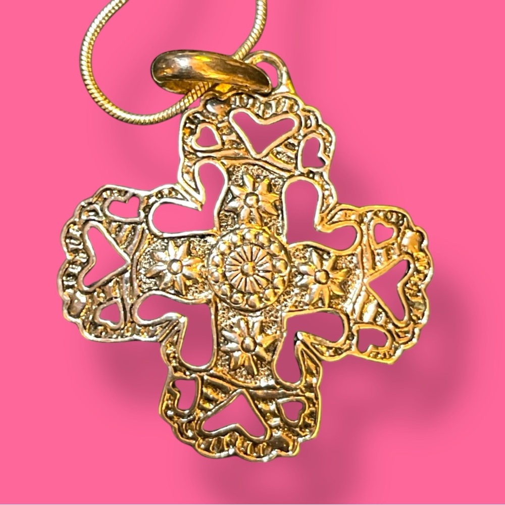 Silver Maltese Cross With Silver Chain